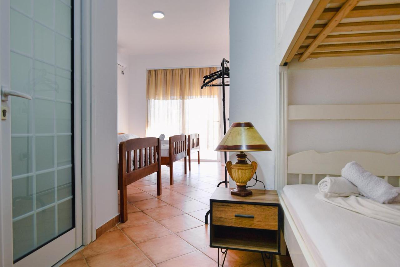 Hotel Leon Σαράντα Εξωτερικό φωτογραφία