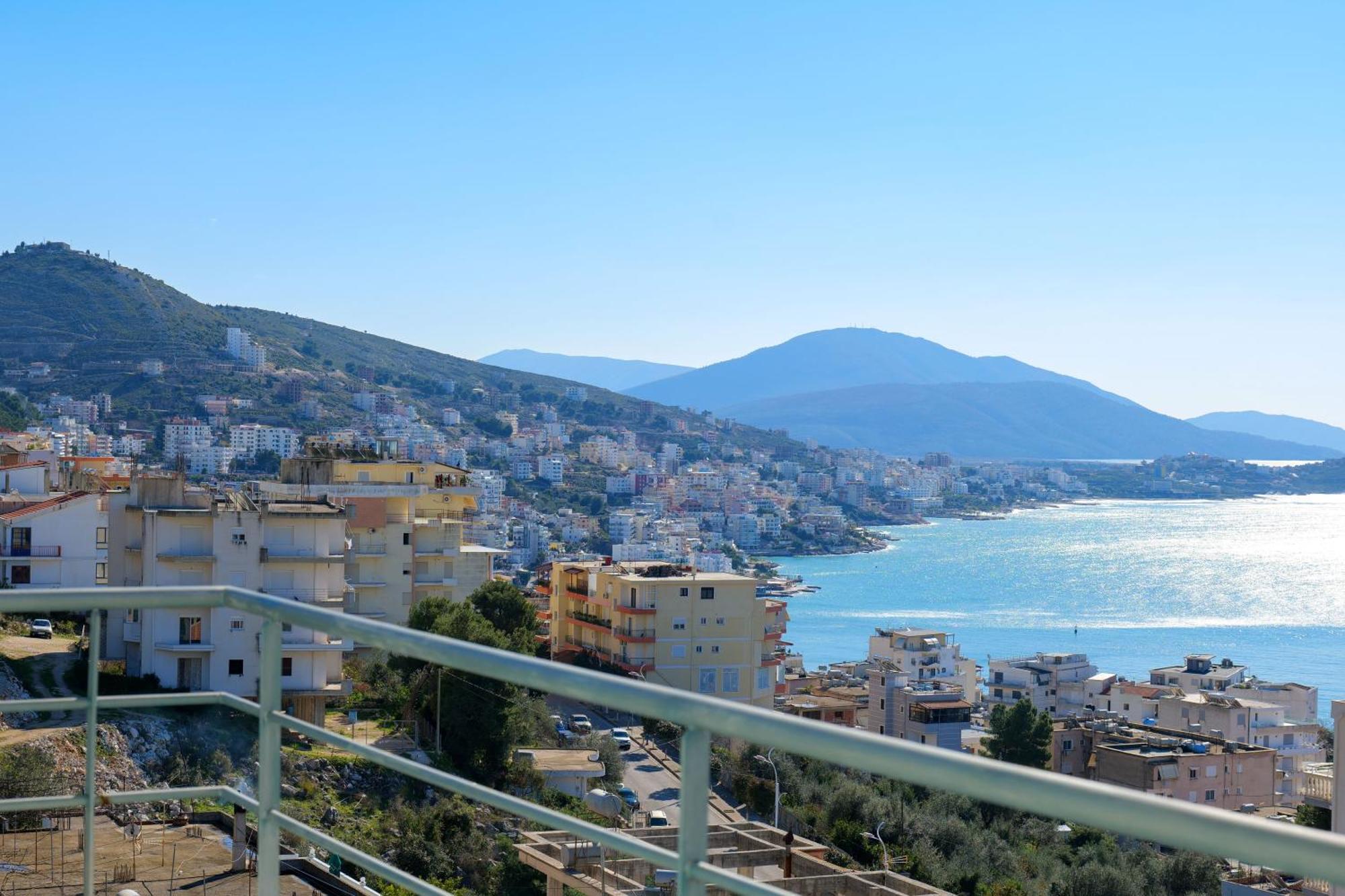 Hotel Leon Σαράντα Εξωτερικό φωτογραφία